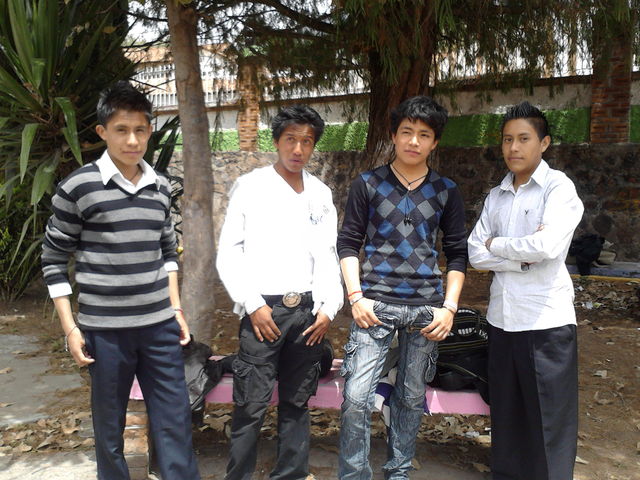 Chicos Guapos
